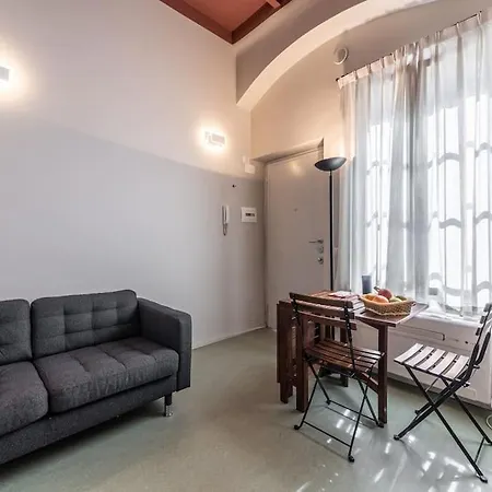 Cozy Modern Studio @navigli Lägenhet